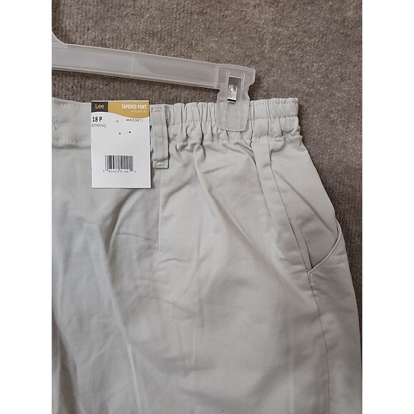 Lee Relaxed Fit Chino Pants Women 18 Petite Lt Gray Tapered Leg Elastic Side NEW - Picture 7 of 10